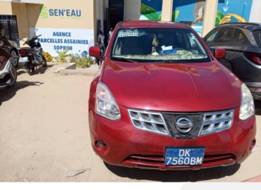 Nissan rogue