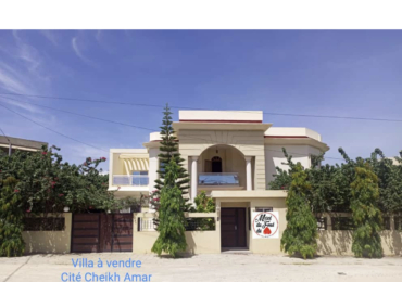 Villa R+1 à vendre aux Mamelles