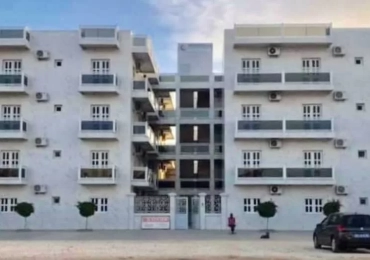 MARIE IMMO : immeuble à vendre à Mbour