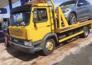 Dépanneuse marque Iveco