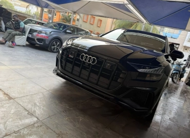 Audi Sq8