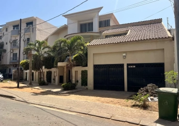 MARIE IMMO : villa à vendre aux Almadies