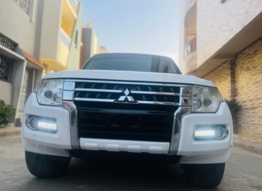 Mitsubishi pajero année 2015