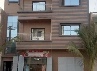 MARIE IMMO : R+2 en face Apix