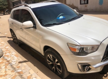 Mitsubishi RVR