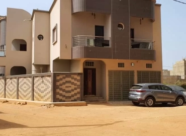 MARIE IMMO: villa à vendre Zac Mbao